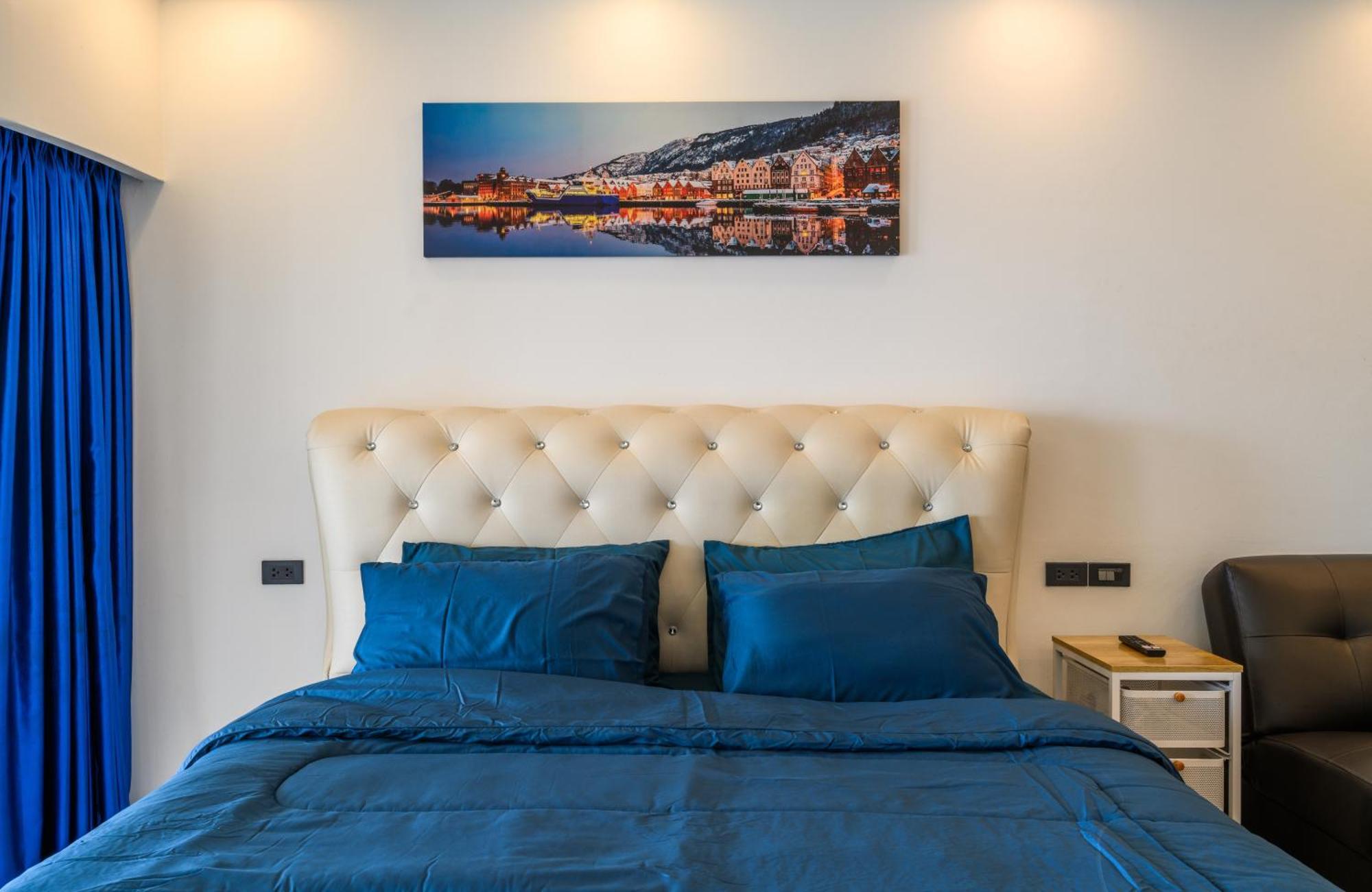 Jomtien Beachfront Stylish Studio , Stunning Seaview , Big Pool Extérieur photo