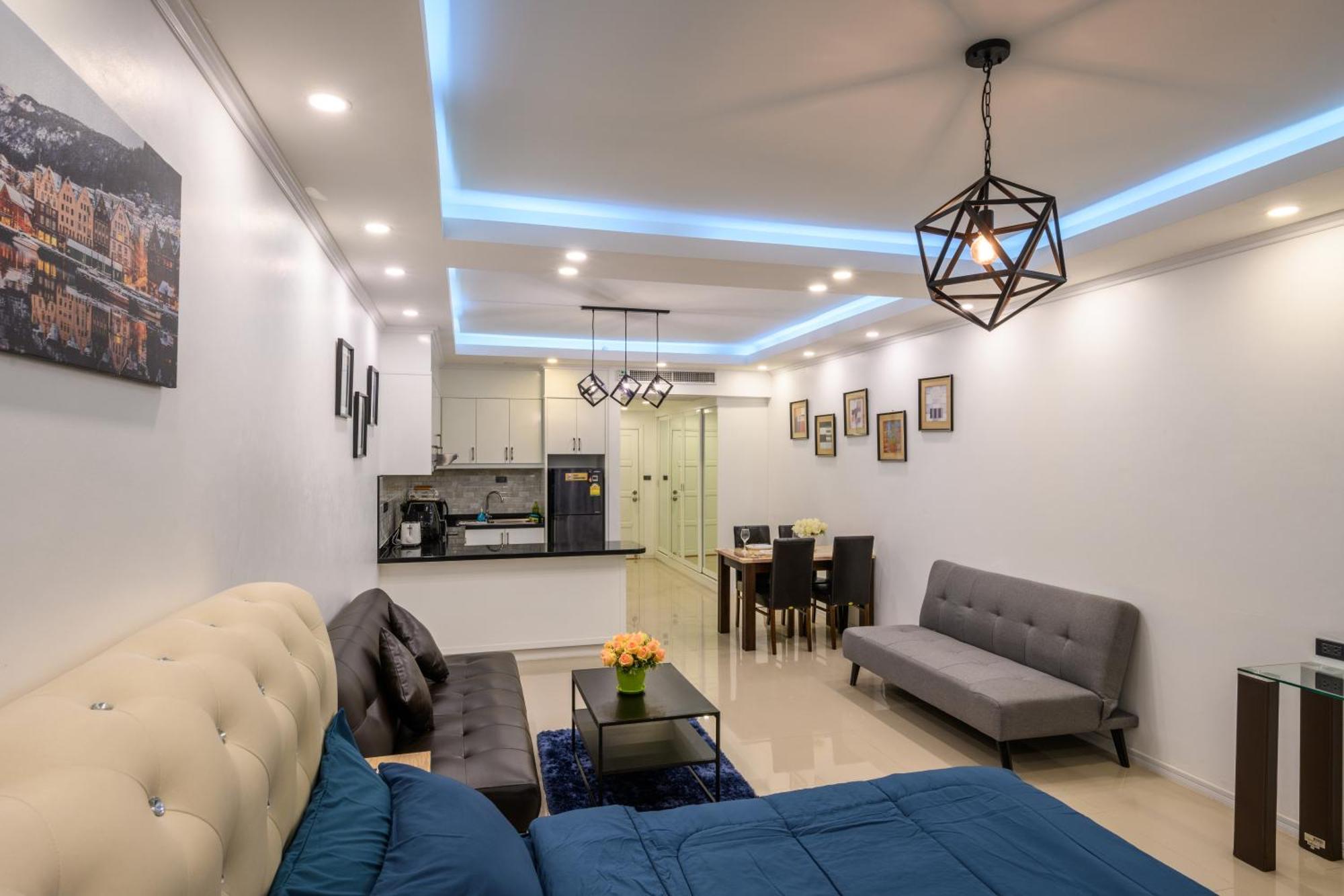 Jomtien Beachfront Stylish Studio , Stunning Seaview , Big Pool Extérieur photo